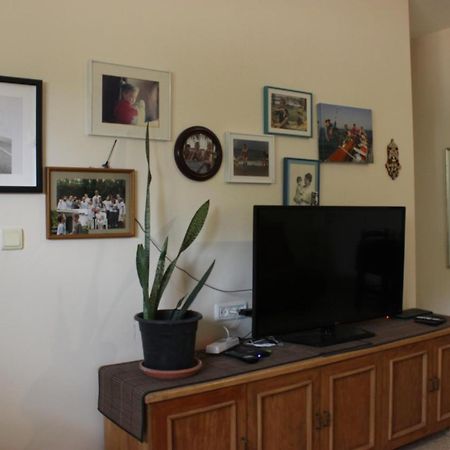 Chez Rothman Sublet Apartment Shadmot Devora Exterior photo